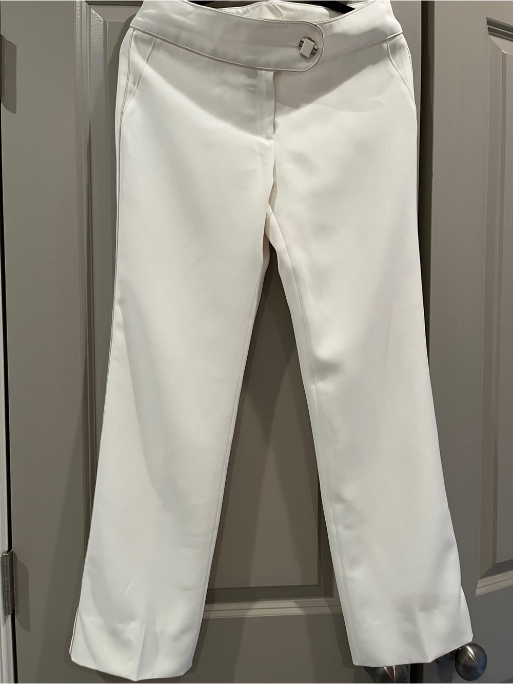 Valentino White Wide-Leg Cropped Pants with Buckle Waist